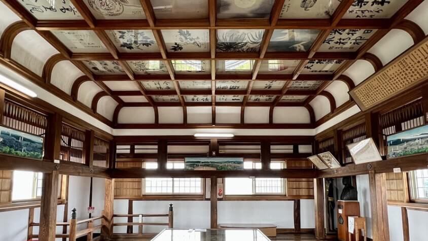 最上階の天井