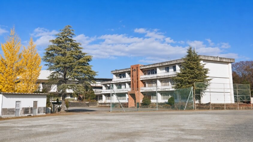 旧桃青中学校（校舎）